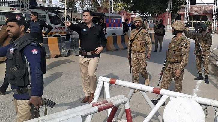 Pakistan: 4 Cops Killed In Lakki Marwat, Bannu Shootings; Security Tightened