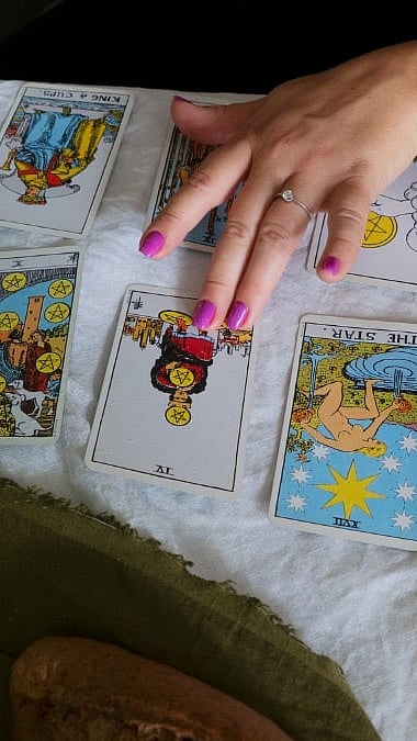 Weekly Tarot Predictions: Tarot Card Reading From Jan 5 To Jan 11, 2026 For All Zodiac Signs