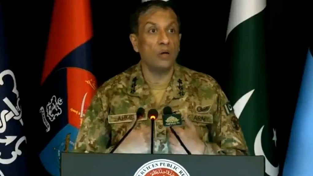 'Mazaa Na Kraayaa, Toh Paise Vaapis': Pakistan DG ISPR's Bizarre Remark While Targeting India; Video