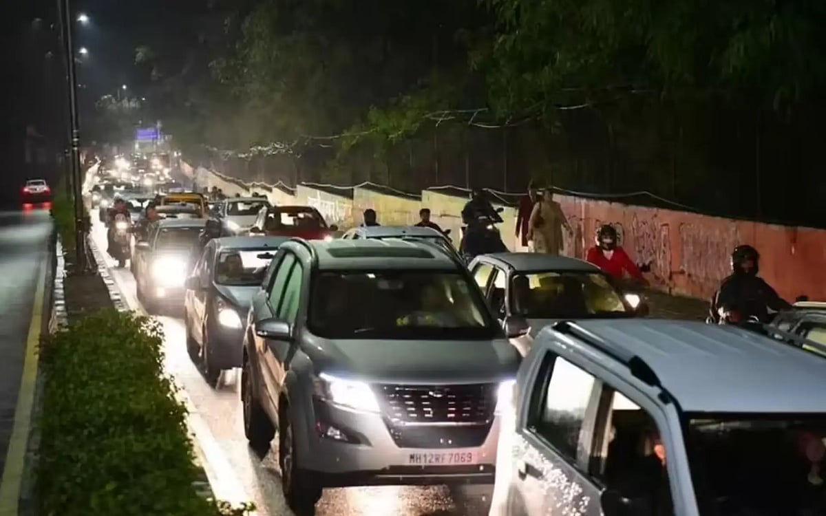 From Overflowing Garbage To Rising Crime: Viman Nagar, Yerwada, Chandan Nagar Residents List Mounting Civic Woes