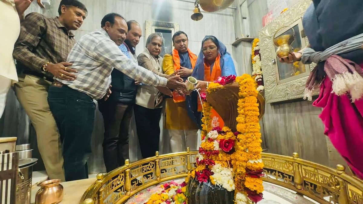MP News: BJP Workers Celebrate Somnath Temple Anniversary In Dhar | FP Photo