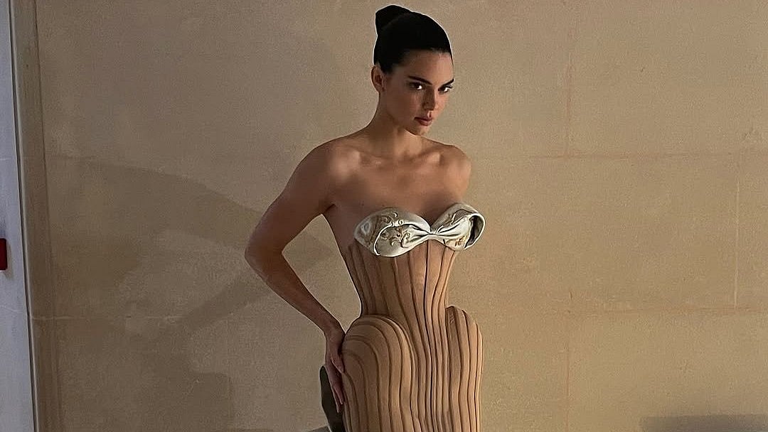 Is Kendall Jenner A Lesbian? Model Breaks Silence On Internet Claims About Her Sexuality: Says, 'Coming Out Is Not....' 