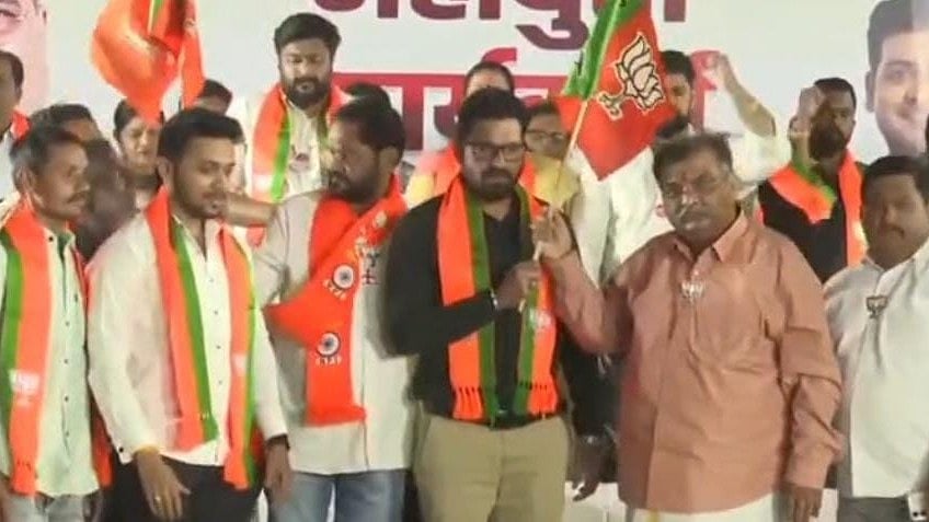 Kalyan–Dombivli Civic Polls: MNS Leader Manoj Gharat Joins BJP After Controversial Withdrawal...