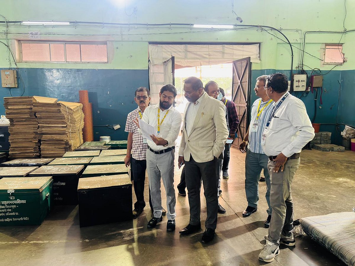 Pune Gears Up For Civic Polls; PMC Officials Inspect EVM Sealing, Poll Readiness