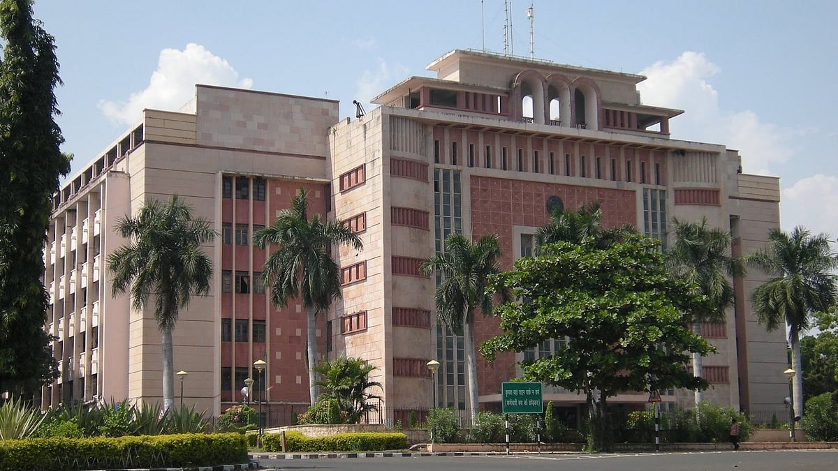 Overhead In Bhopal: Tug-Of-War, Eyeing For Position, Being A Killjoy, Fed Up With Ma’am & More