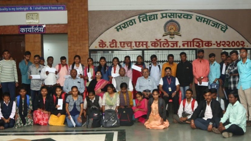 46 Visually Impaired Students At Nashik's KTHM College Receive Rs. 12,000 Scholarships