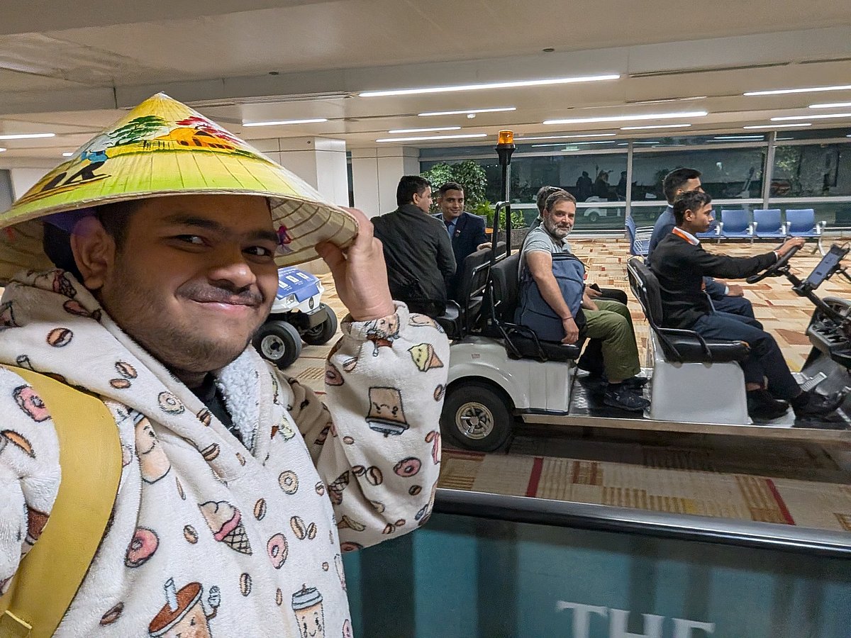 Rahul Gandhi Spotted At Vietnam Airport: Indian Vlogger Shares Pictures; Says, 'He Complimented Me' 