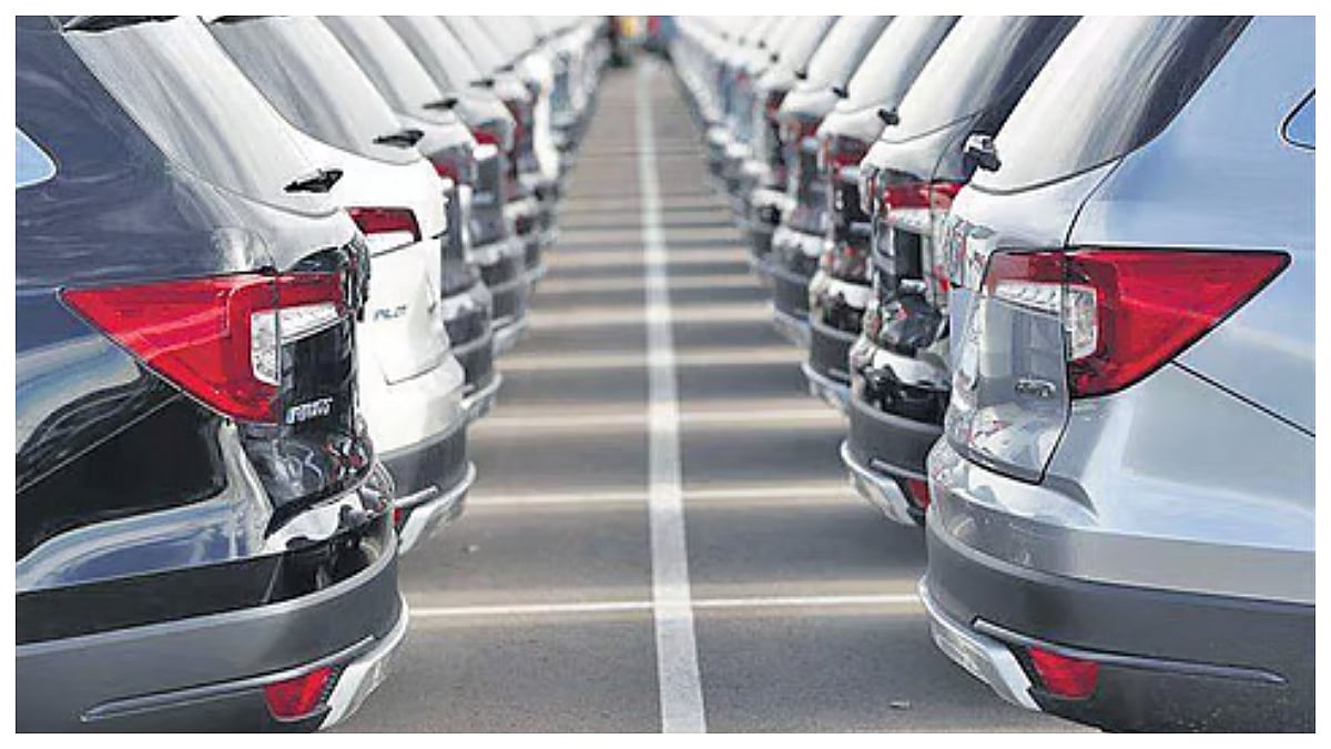 Passenger Vehicle Dispatches Surge 27% YoY In December 2025, Two-Wheelers Jump 39% On Strong Demand:...