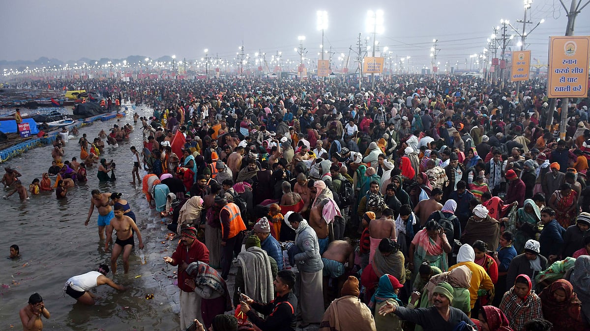 Over 85 Lakh Devotees Take Holy Dip At Sangam On Makar Sankranti