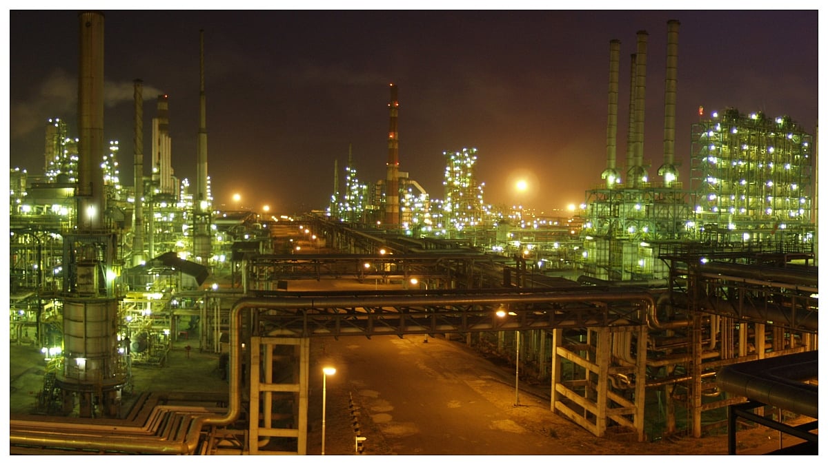 Mangalore Refinery Q3 Profit Drops 62% To ₹604 Crore, Revenue Dips To ₹25,352 Crore Amid Volatile Quarters 