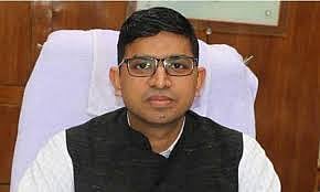 Indore News: IMC Commissioner Kshitij Singhal Orders Consultant-Led Quality Checks Of Road Works