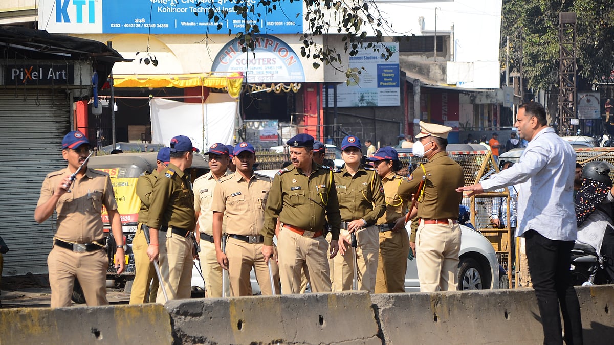 Nashik VIDEO: Lathi Charge In CIDCO As Independent Candidate Alleges Cash-For-Votes At BJP Office