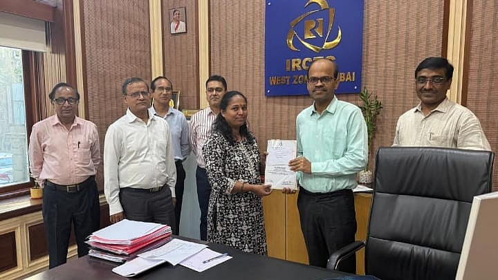 IRCTC West Zone Honors Employees