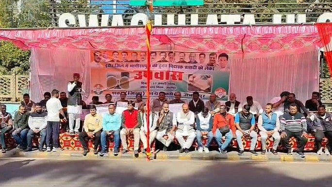 MP News: Congress Leaders Observe 24-Hour Fast Over Water Quality In Jabalpur, Chhatarpur After...