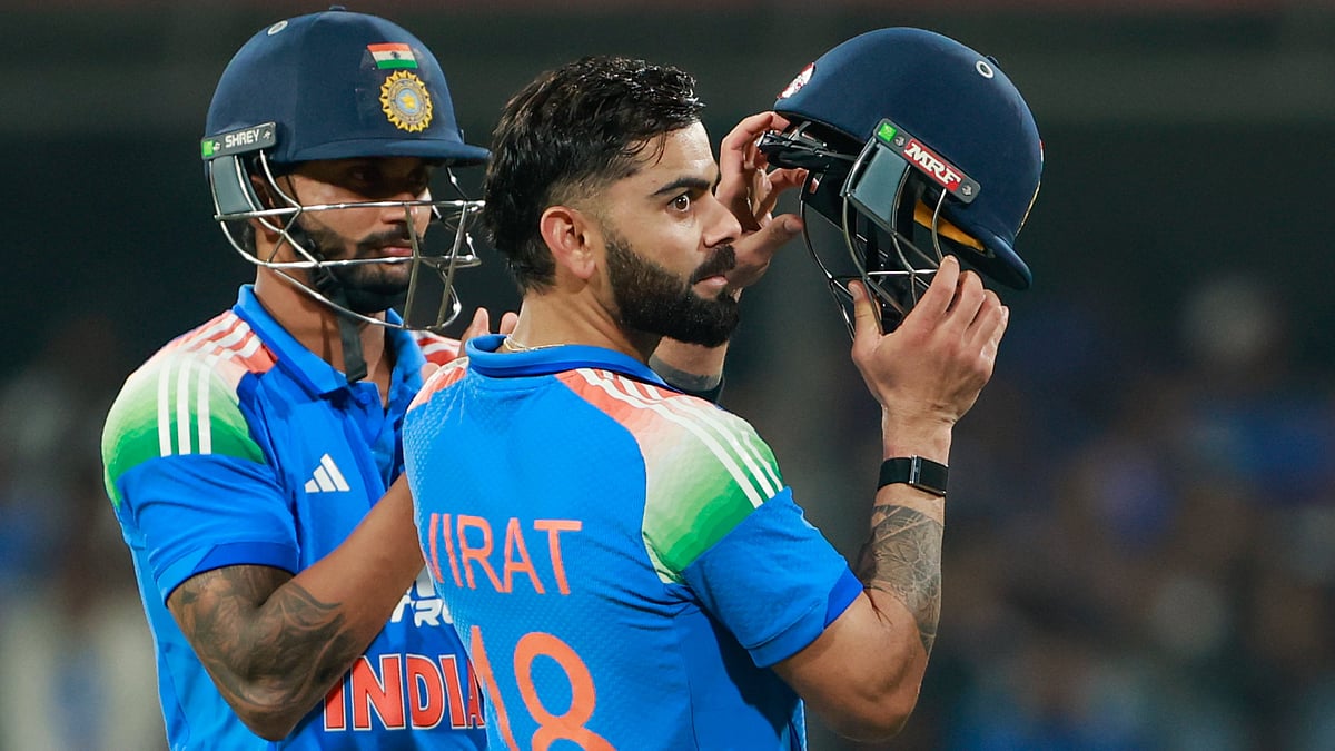 IND Vs NZ Final ODI: 'Chase Master' Virat Kohli Fights Lone Battle, Slams 78th Half-Century In Series Decider 