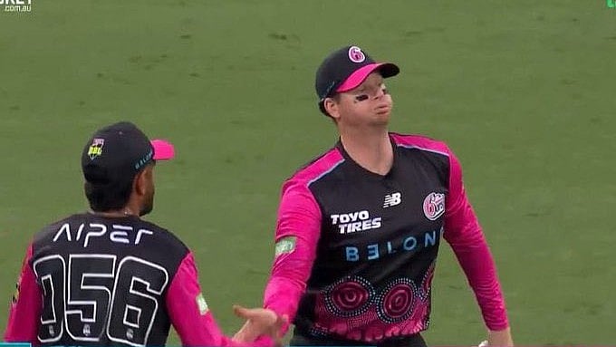 VIDEO: Steve Smith, Babar Azam Patch Up After BBL Controversy, Pak Ace Applauds Fielding Effort 
