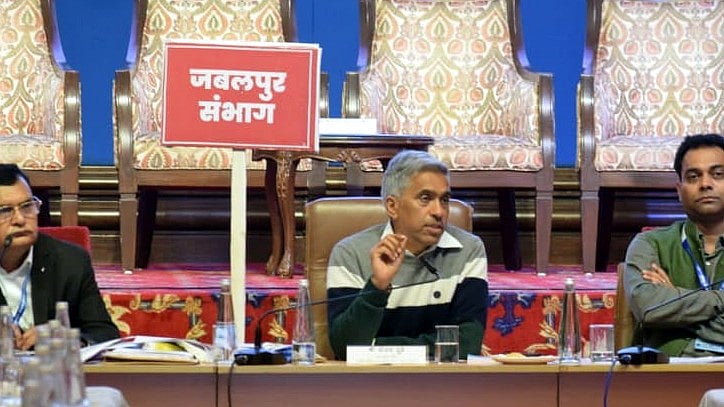 Bhopal News: Urban Administration Department Reviews AMRUT 2.0 Projects, Reprimands Slow-Progressing...