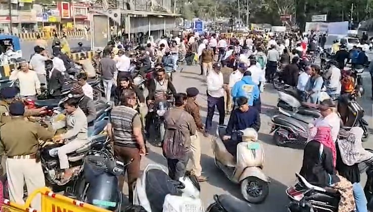 Indore News: 2K Riders Fined In Single Day For Not Wearing Helmet; Five Fines A Minute During Peak 2...