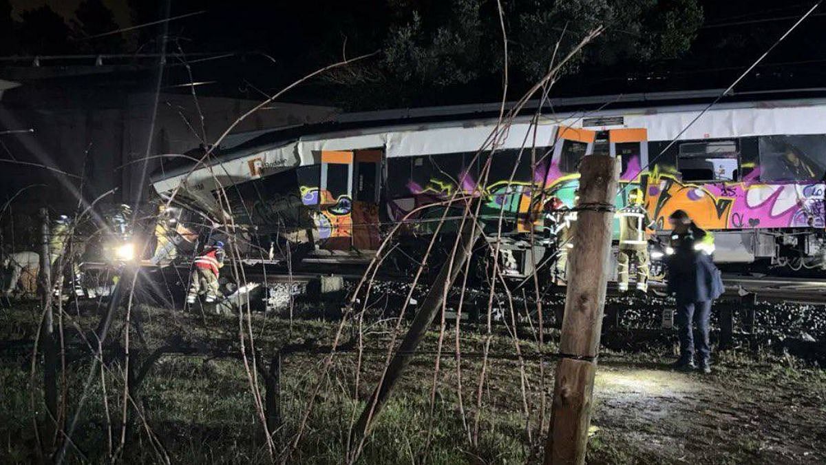 Spain: At Least 1 Killed & 37 Injured In 2nd Train Crash In A Week; Rail Services Suspended - VIDEO 