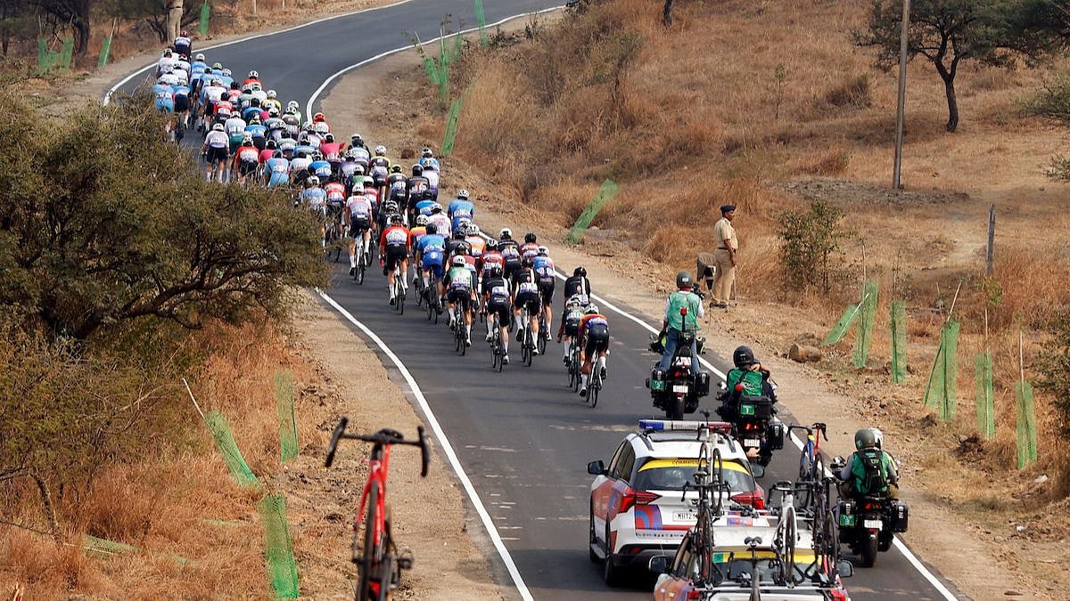 Bajaj Pune Grand Tour 2026: Luke Mudgway Powers Through Mulshi–Maval in Thrilling Stage 1 