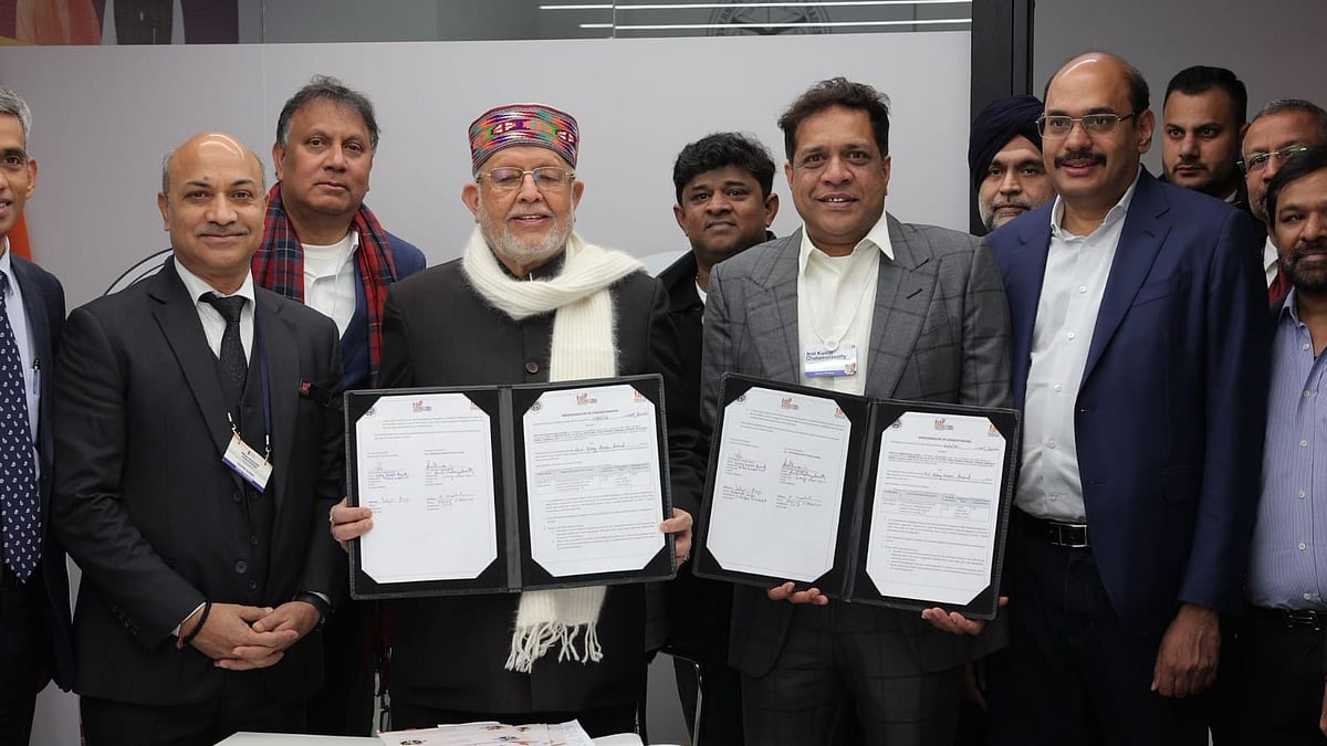 Uttar Pradesh Signs $25 Billion MoU At Davos, Lines Up Major Investments Across Solar, EV & Manufacturing 