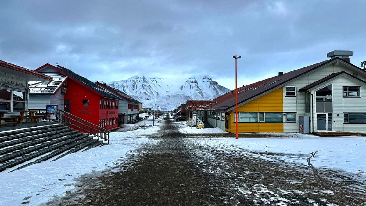 Gallery FPH: Dr Mukesh Batra Brings Norway To Mumbai With His Dreamy Photography Exhibition