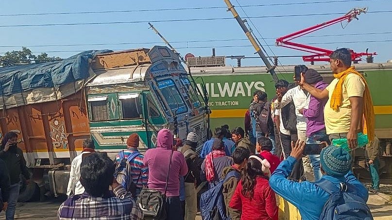 Live Accident Video: Train Collides With Truck At Crossing In Jharkhand's Deoghar; Know What...