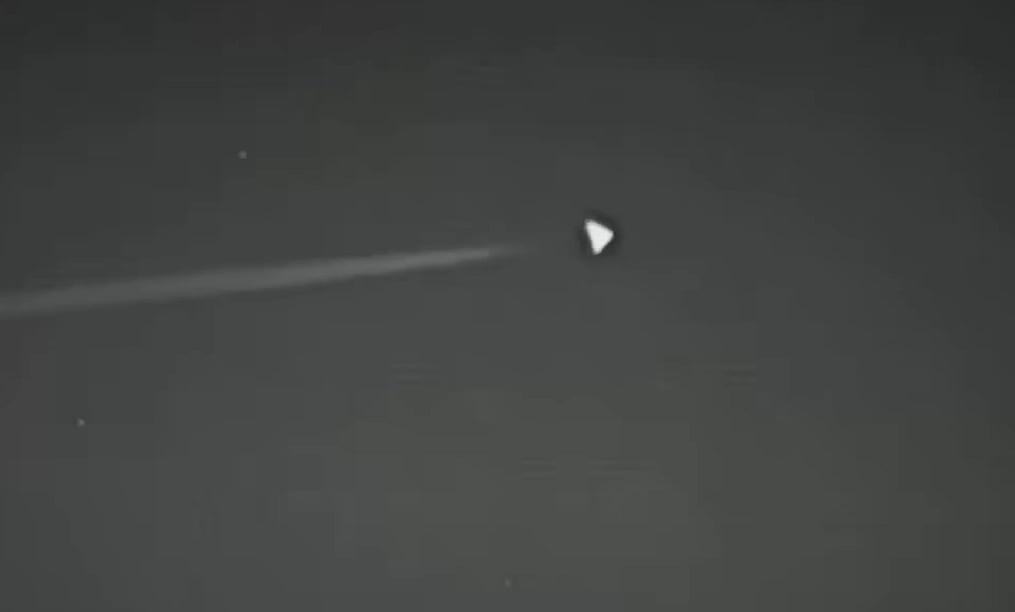 Video: Mysterious Triangular Aircraft Spotted Near Area 51 In New Infrared Footage