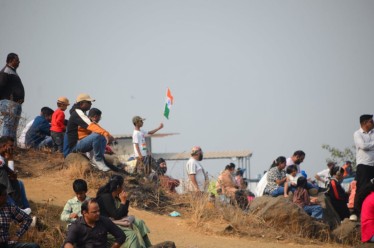 PHOTOS: Indian Air Force's Suryakiran Team Performs Dazzling Aerial Show Over Nashik's Gangapur Dam