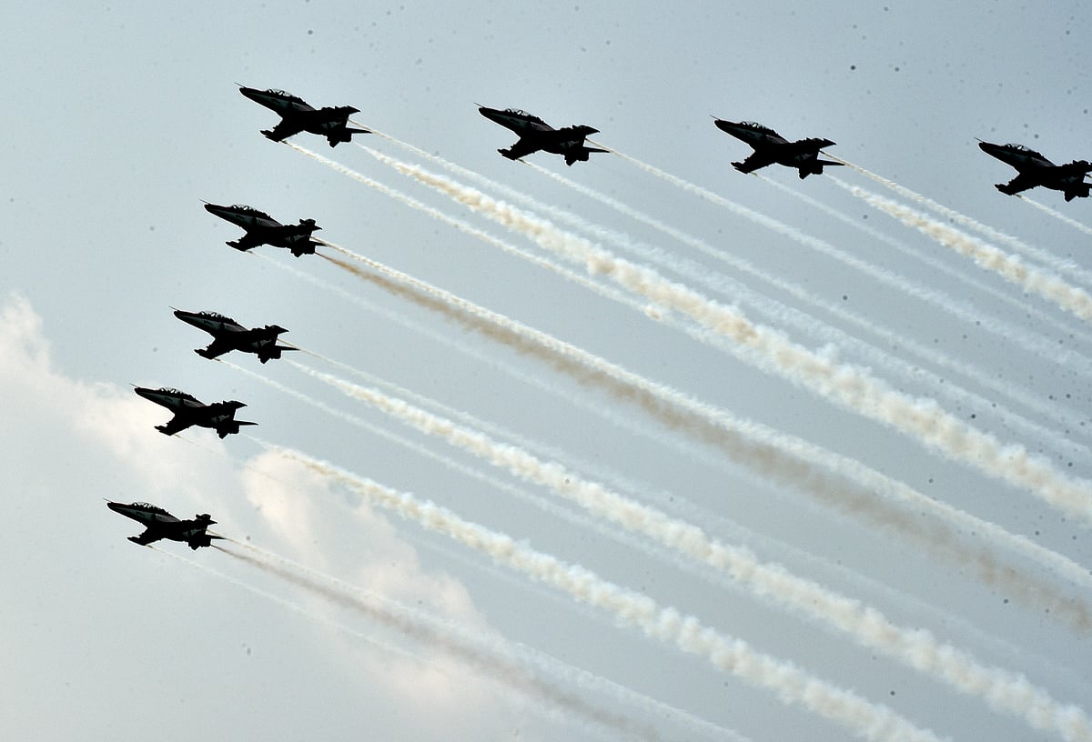 PHOTOS: Indian Air Force's Suryakiran Team Performs Dazzling Aerial Show Over Nashik's Gangapur Dam