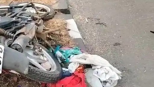 MP News: Speeding Truck Rams Into Motorcycle On NH-44 In Seoni, 55-Year-Old Rider Killed On The Spot