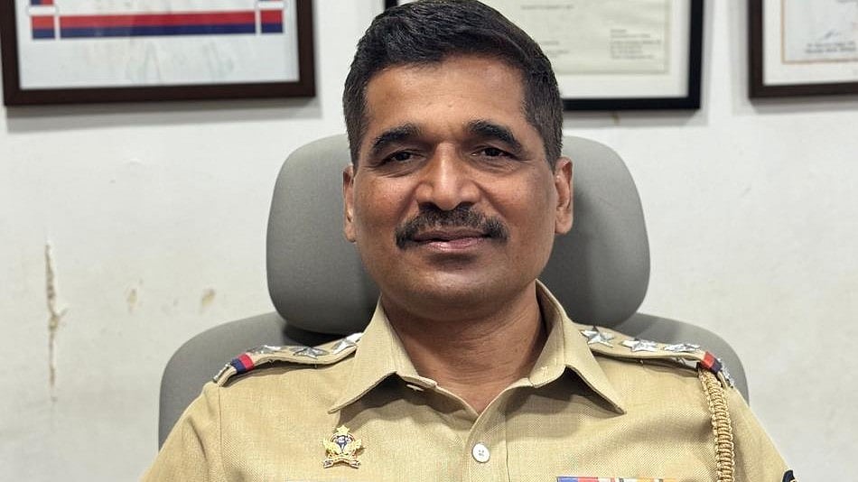 Navi Mumbai CCB’s Sunil Shinde Receives President’s Medal On Republic Day 