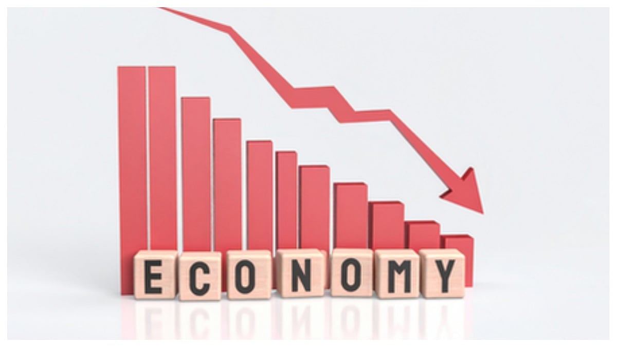 Pakistan Faces Deep Investment Crisis, High Costs & Policy Uncertainty Drive Investors Away 
