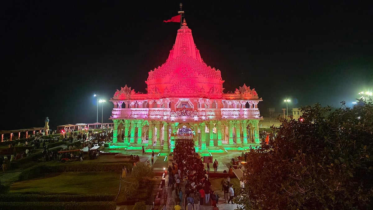 Republic Day Special: Somnath Mahadev Temple Glows In Saffron, White And Green 