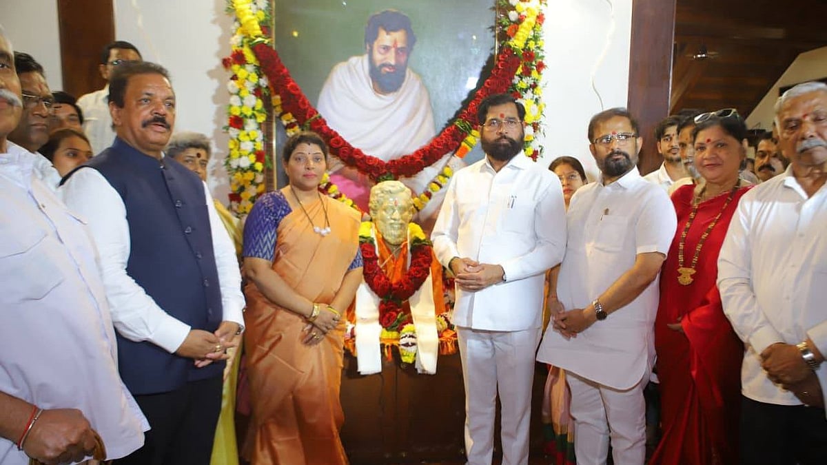 Newly Elected Shiv Sena Corporators Pay Tribute To Dharmaveer Anand Dighe Saheb 