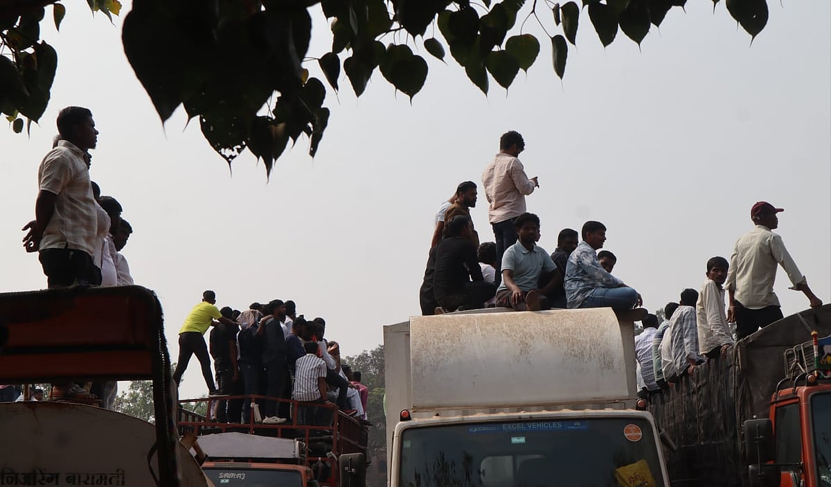 PHOTOS & VIDEOS: Ajit Pawar’s Funeral With Full State Honours; Massive Crowd In Attendance