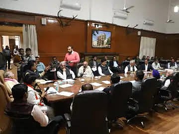 Indore News: Elevated Corridor Should Be Future-Ready, Signal-Free, Says Former Lok Sabha Speaker...