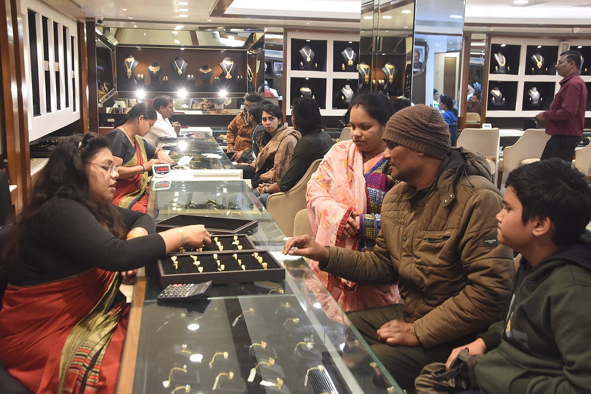 MP News: People Opt For Lighter, Lower-Carat Gold Amid Price Surge