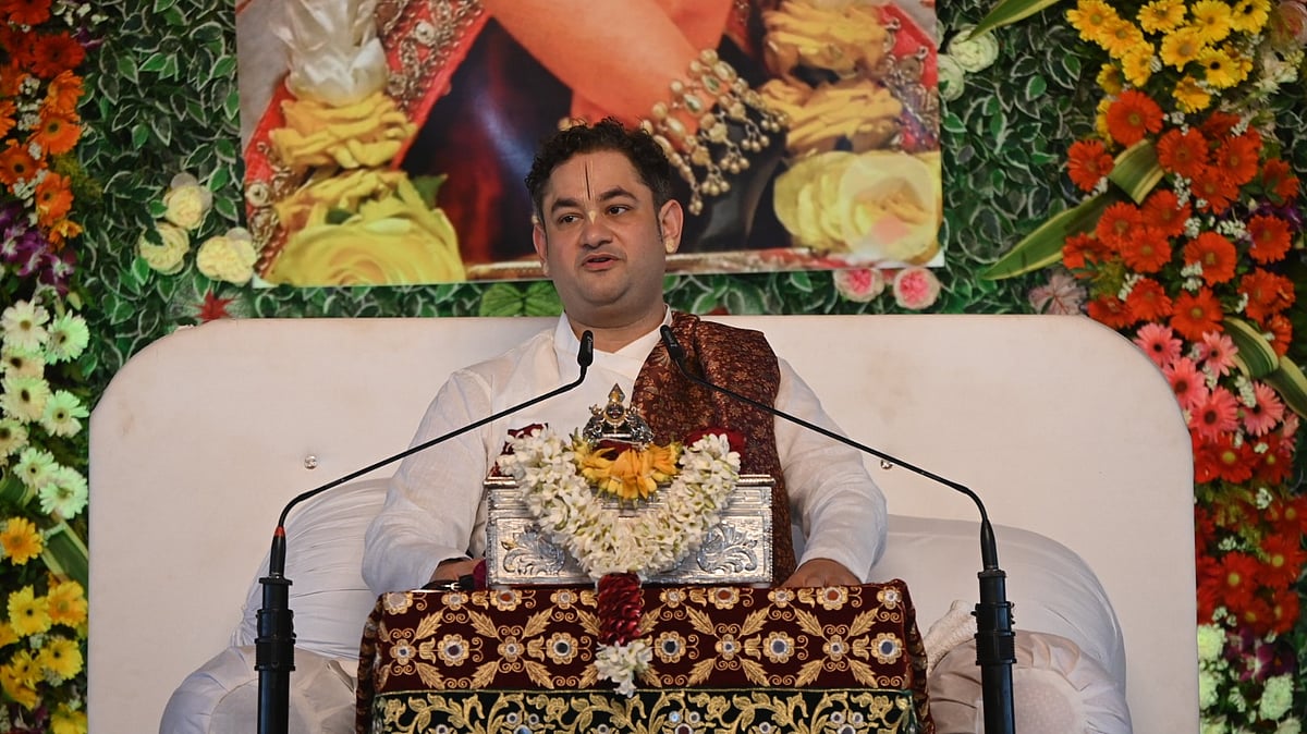 Mumbai Hosts Seven-Day Shri Braj Bhagwat Katha In Azad Maidan 