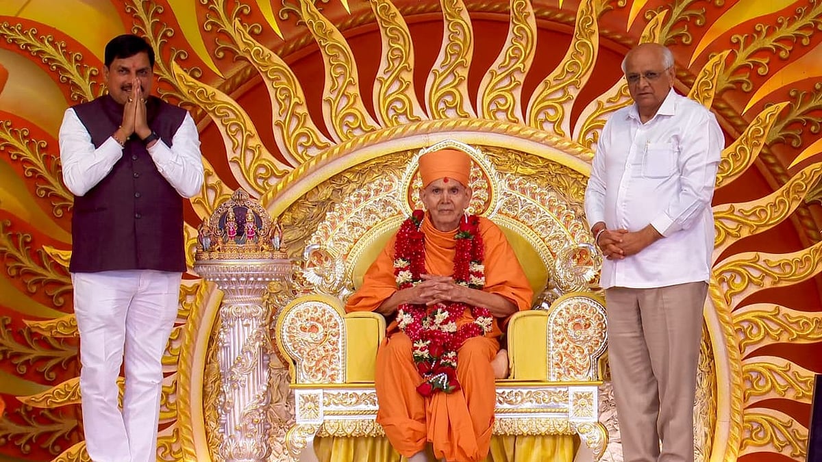 BAPS Sets World Record With Mass Recitation For Mahant Swami Maharaj’s 92nd Birthday 