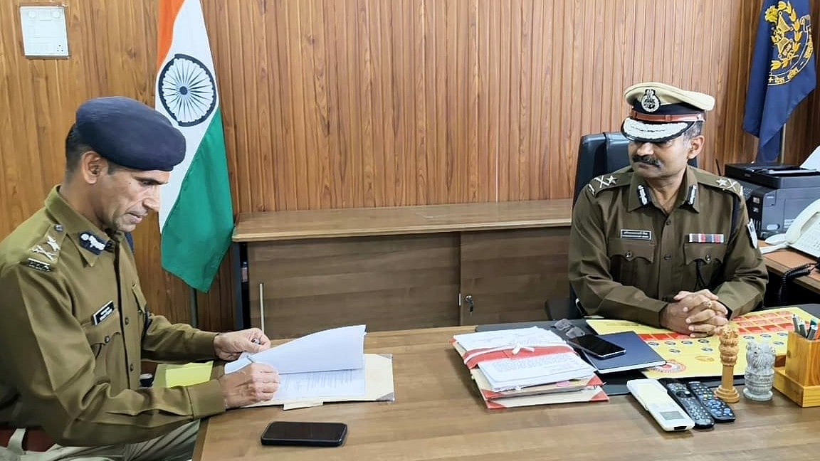 Bhopal News: Sanjay Kumar Takes Charge As New Police Commissioner Of Bhopal