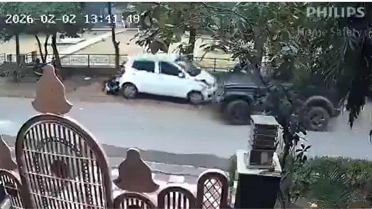 Caught On Camera: Thar Rams Into Parked Car On Road In Greater Noida, Flees Scene