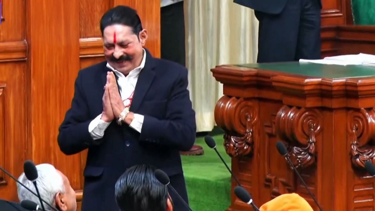 Bihar: Don-Turned-Politician Anant Kumar Singh Sworn In Takes Oath As MLA At State Assembly, Arrives In Prison Vehicle 