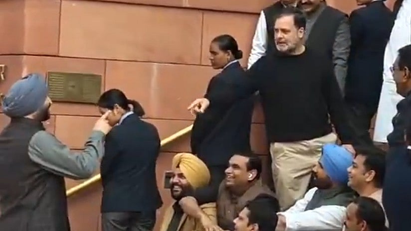 High Voltage Drama Outside Parliament: War Of Words Between Rahul Gandhi, Ravneet Bittu As LoP Calls...
