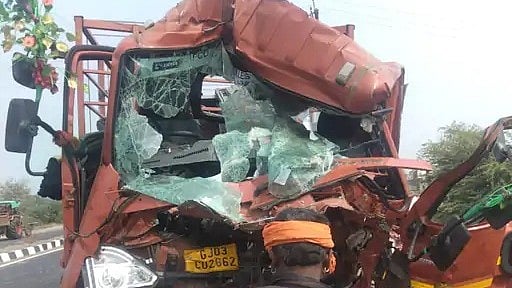 MP News: Vehicle Collision Kills Three Members Of A Family On The Spot In Jhabua