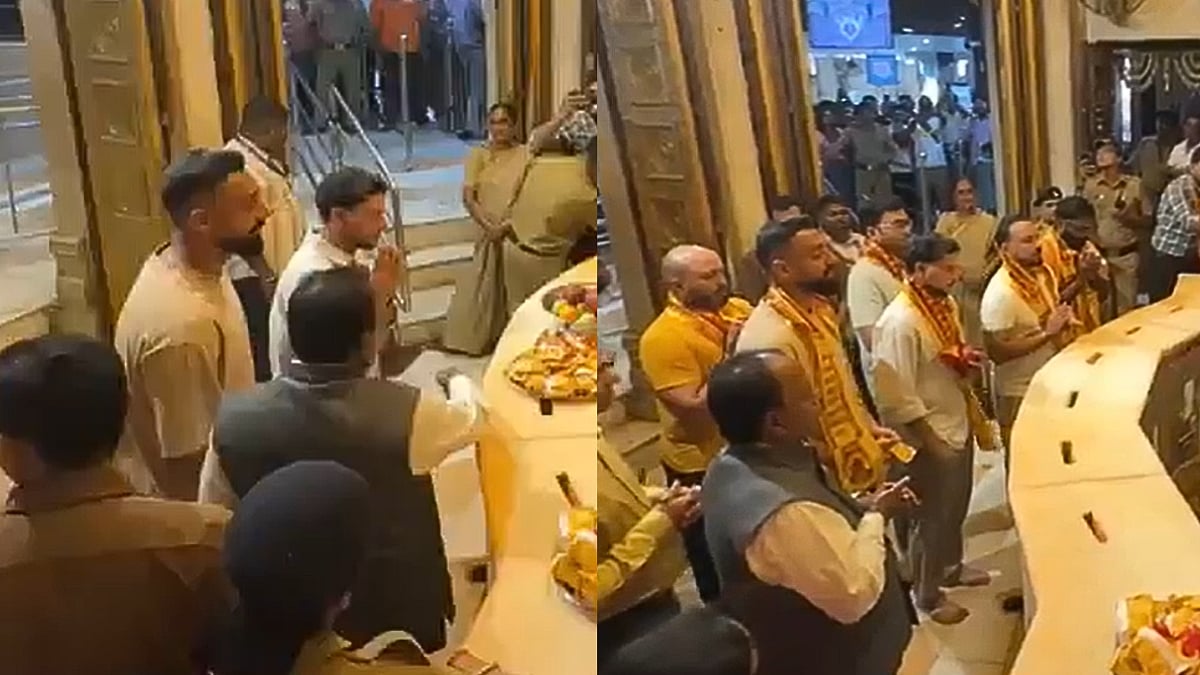 Kuldeep Yadav & Varun Chakravarthy Visit Siddhivinayak Temple In Mumbai Ahead Of Team India's T20 World Cup Opener Against USA; Video 