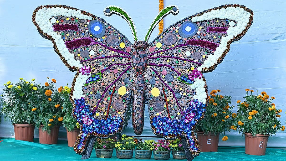 What Is Mumbai's Flower Show Held By BMC Every Year? Here's To Know Everything About This Bloom...