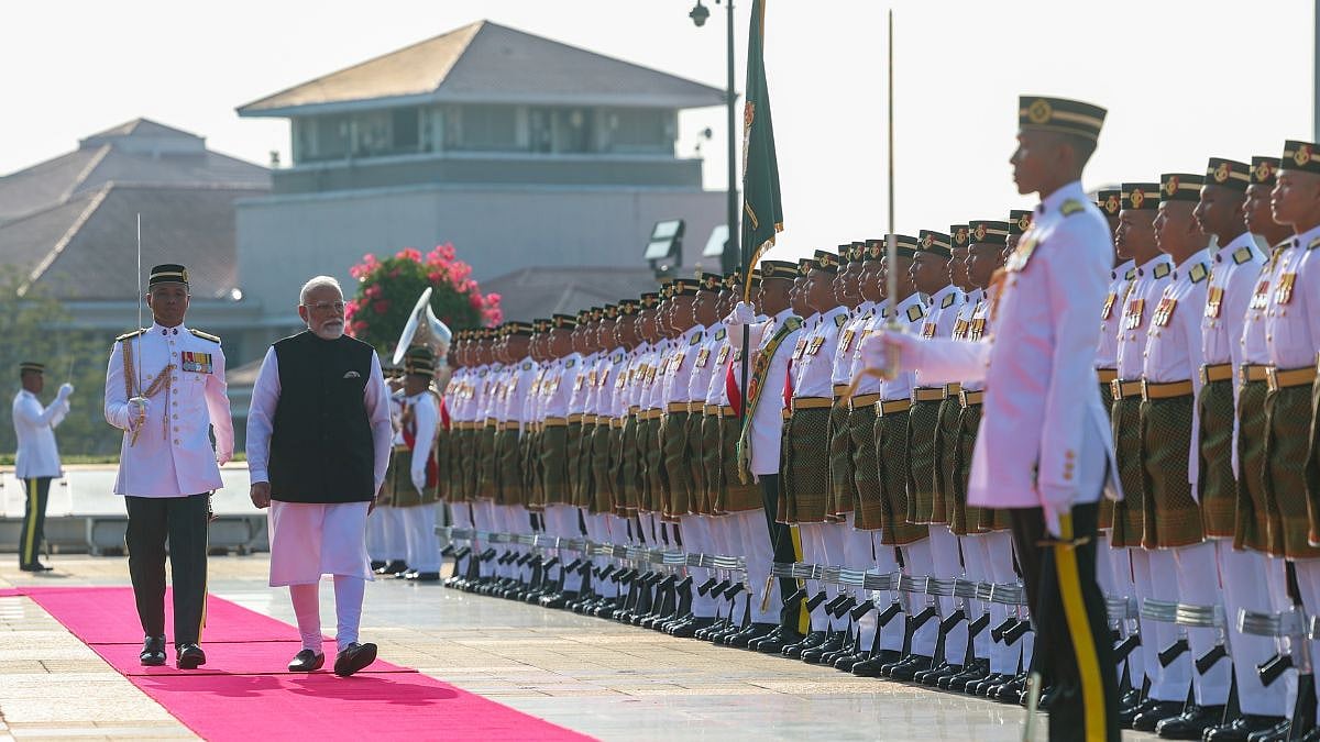 PM Modi Receives Grand Ceremonial Welcome At Perdana Putra During Malaysia Visit