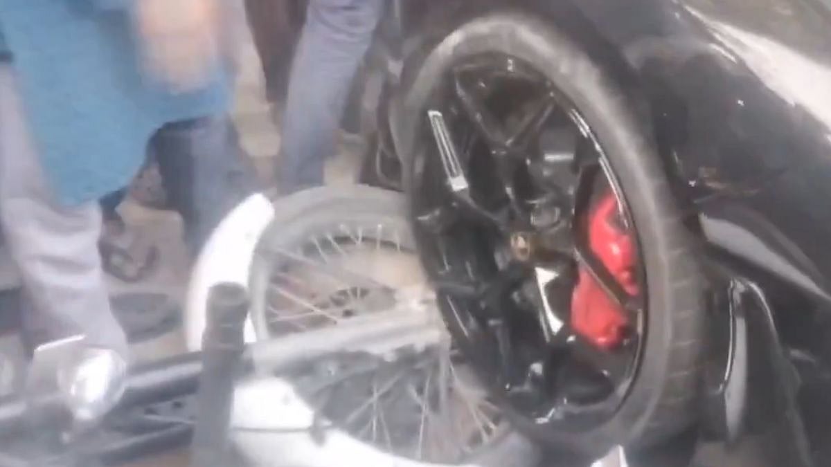 Kanpur Lamborghini Crash: FIR First Said Driver Unidentified, Before Naming Tobacco Baron’s Son Shivam Mishra 