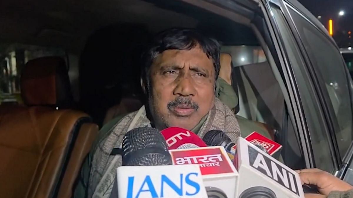 Uttar Pradesh Crime: Former UP Minister Madan Chauhan Escapes Assassination Attempt In Hapur 